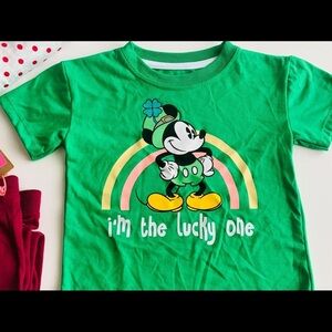 Disney Mickey novelty T-shirt💜